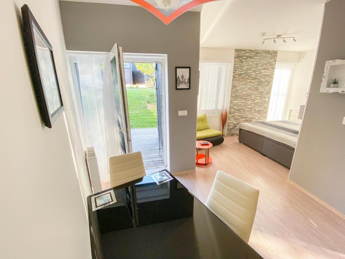 Miky Apartman Klinovec Loučná pod Klínovcem Exteriör bild